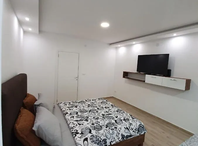 Jankulovski Apartment *